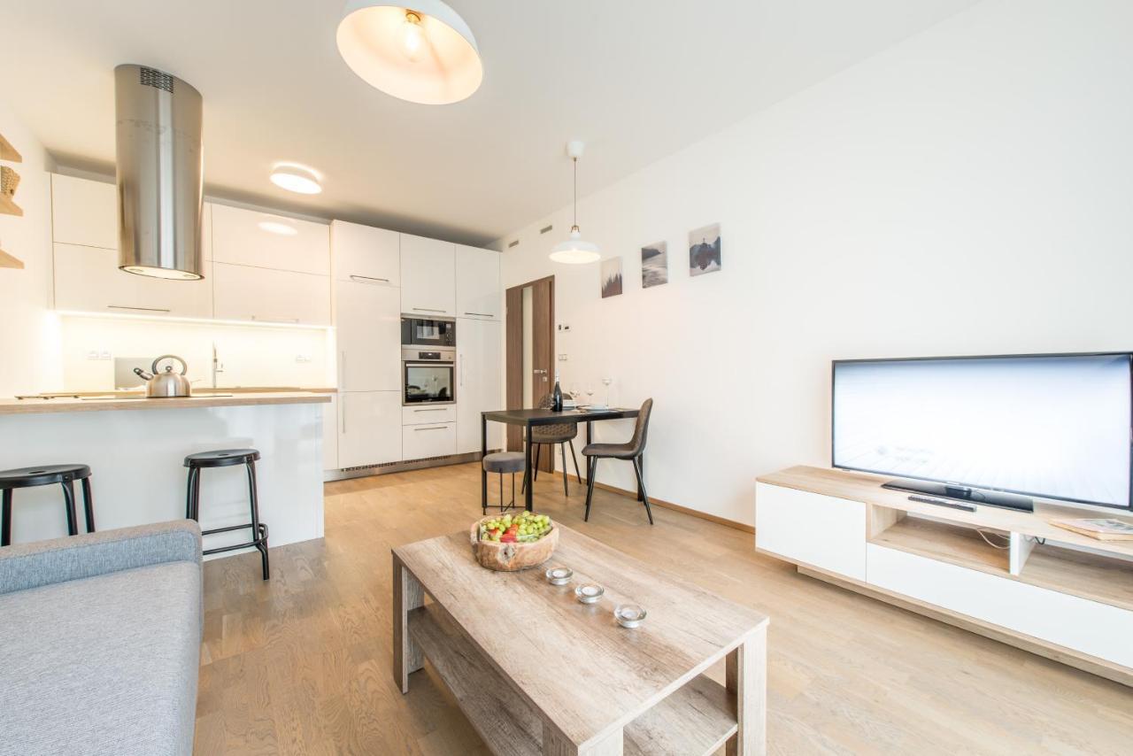 Mozart Central Apartments With Garage Praga Exterior foto